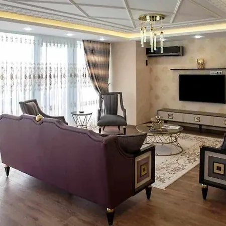 Muecevher فيلة